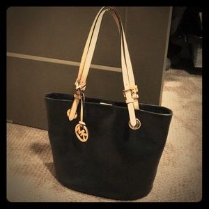 Michael Kors bag